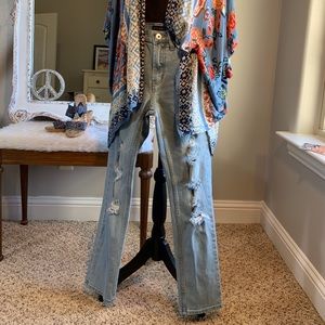 Bullhead Distressed Skinny Light Wash Jean W30/L30